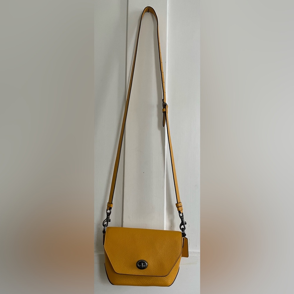 Coach happy yellow crossbody